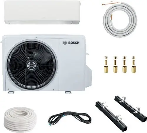 Split-Klimaanlage von Bosch, bestehend aus Innengerät, Außengerät, Verbindungsschläuchen, Montagematerial und Adapter für die Installation.